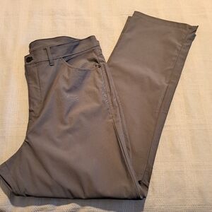 One Day Away men's 40 x 32 gray Active Travel pants, New